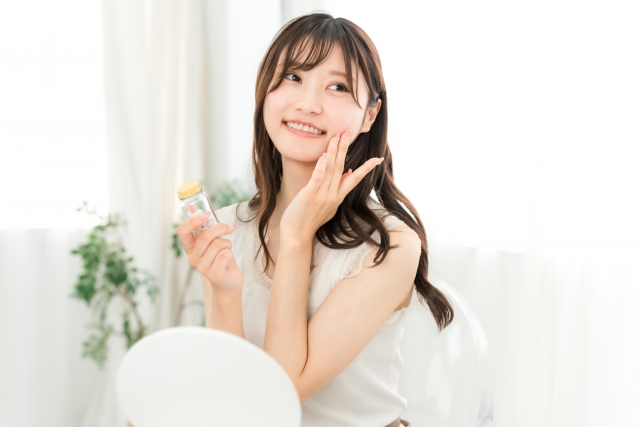 スキンケア女性