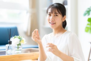 スキンケア女性