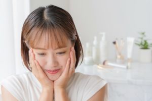 スキンケア女性